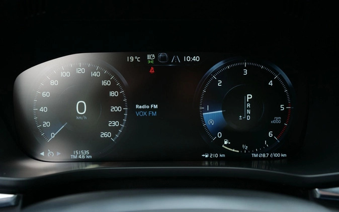 Volvo XC 60 cena 129900 przebieg: 151522, rok produkcji 2018 z Głogów Małopolski małe 529